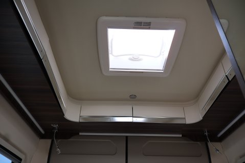 Fiat Ducato Laika 646 ECOVIP 180 BHP Auto huge factory upgrades cost new £98K    70