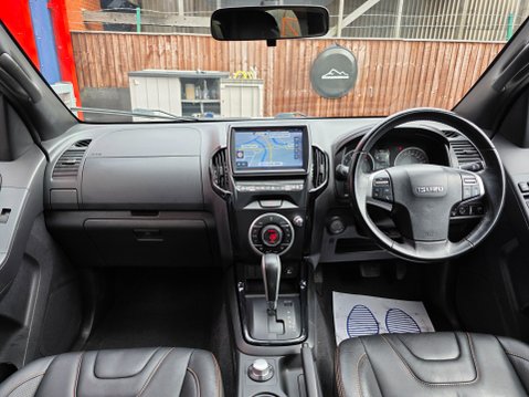 Isuzu D-Max BLADE DCB 10