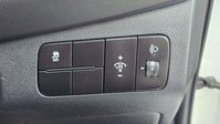 Hyundai i10 1.2 SE Hatchback 5dr Petrol Auto Euro 6 (87 ps) 31