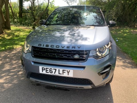 Land Rover Discovery Sport TD4 HSE BLACK 21
