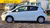 Toyota Yaris 1.33 Dual VVT-i Design Hatchback 5dr Petrol Multidrive S Euro 6 (99 ps) 12