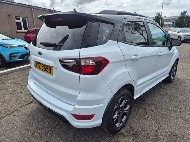 Ford Ecosport ST-LINE 7