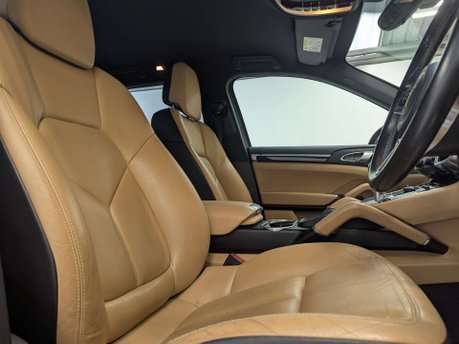 Porsche Cayenne 3.0 Cayenne V6 D Tiptronic S 4WD 5dr 34