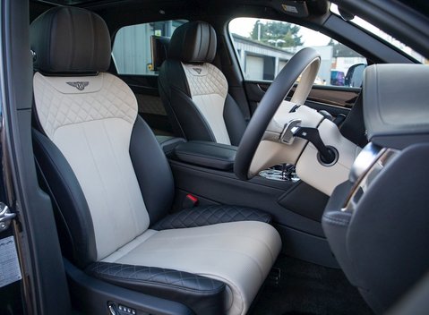 Bentley Bentayga V8 12