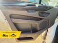 Ford Transit Custom 2.0 Transit Custom 320 Base 23