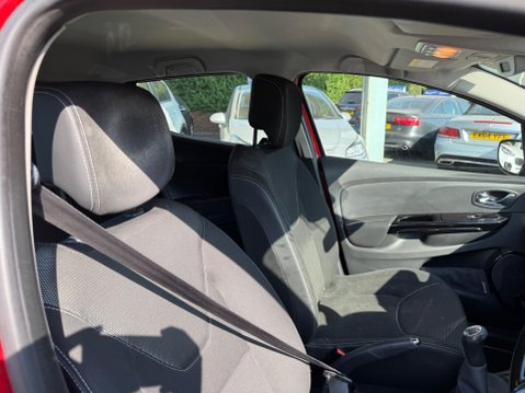 Renault Clio 0.9 TCe Dynamique MediaNav Euro 5 (s/s) 5dr 9