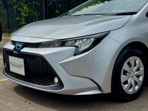 Toyota Corolla 1.8 VVT-h Excel Touring Sports 5dr Petrol Hybrid CVT Euro 6 (s/s) (140 ps) 30