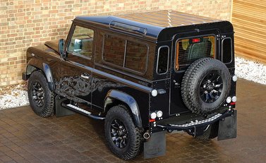 Land Rover 90 Autobiography 17