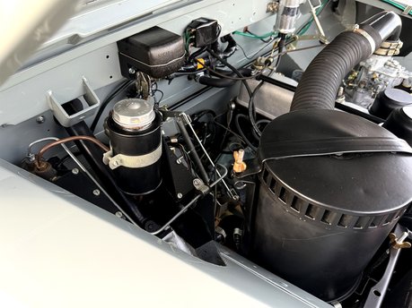 Land Rover Series II A 84