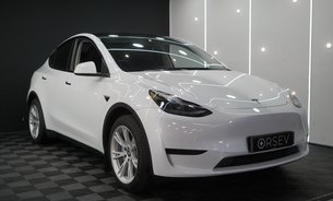 Tesla Model Y RWD TOW BAR Front PPF GROK AI Adaptive LEDs Heated Seats & Steering Wheel 9