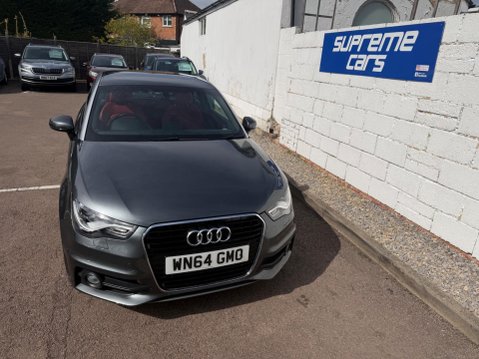Audi A1 1.4 TFSI CoD S line Euro 5 (s/s) 3dr 5