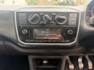 Volkswagen Up BASE 13