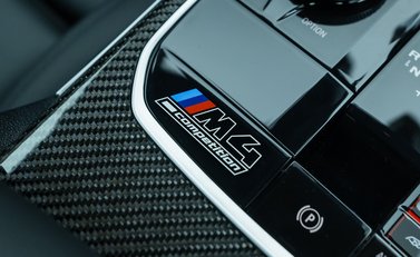 BMW M4 COMPETITION M XDRIVE 21