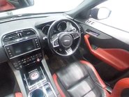 Jaguar F-Pace 3.0 F-PACE V6 S AWD D Auto 4WD 5dr 3