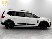 Dacia Jogger 1.0 TCe Extreme SE MPV 5dr Petrol Manual Euro 6 (s/s) (110 ps) 8