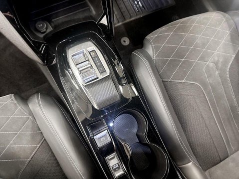 Peugeot e-2008 50kWh GT Premium SUV 5dr Electric Auto (7kW Charger) (136 ps) 17