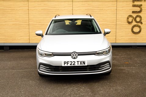 Volkswagen Golf LIFE TSI 5