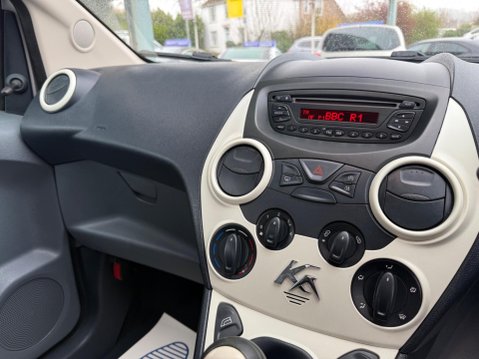 Ford Ka 1.2 Edge Euro 5 (s/s) 3dr 17