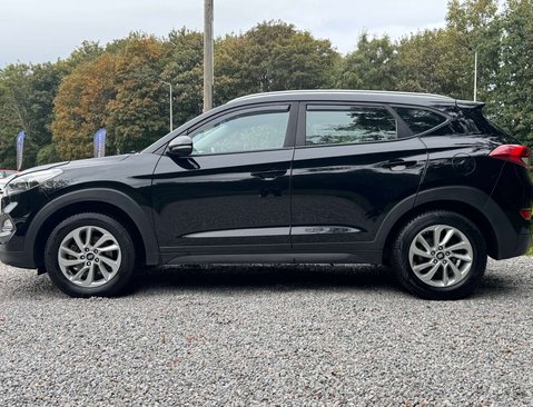 Hyundai TUCSON 1.7 Tucson SE Nav Blue Drive 2WD CRDi 5dr 10