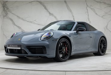Porsche 911 Targa 4 GTS (992)