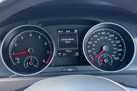 Volkswagen Golf MATCH TSI EVO - TWO OWNERS - APPLE CARPLAY - ADAPTIVE CRUISE  38