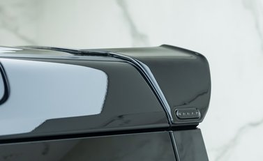 Land Rover Defender 110 V8 Carpathian Edition 33