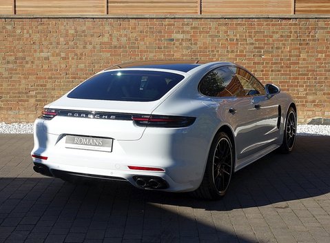 Porsche Panamera 4S 2