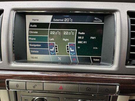 Jaguar XF 3.0D V6 S PORTFOLIO 4Dr AUTOMATIC 15
