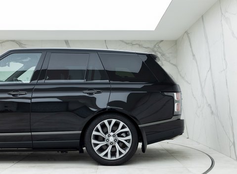 Land Rover Range Rover P400e Autobiography 29