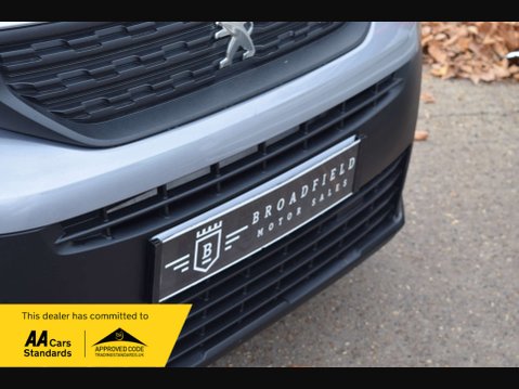 Peugeot Partner 1.6 Partner Professional L2 Blue HDi 11
