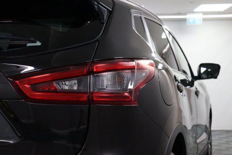 Nissan Qashqai DCI N-CONNECTA DCT 23