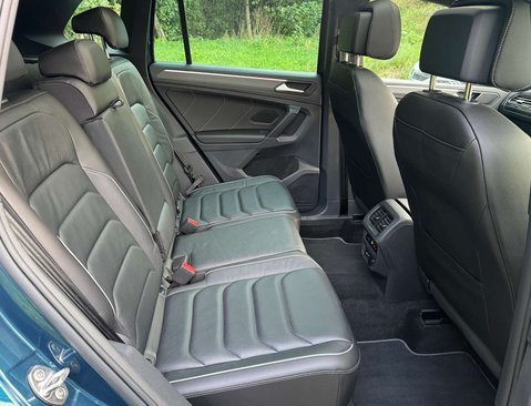 Volkswagen Tiguan 2.0 Tiguan R-Line TDI Semi-Auto 5dr 42
