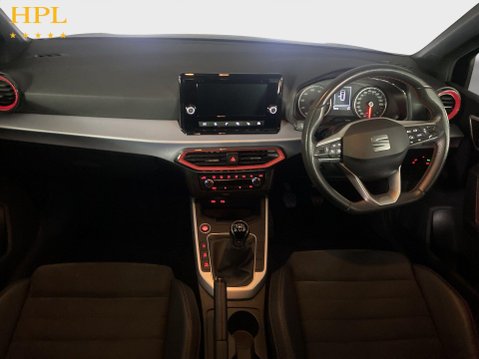 SEAT Arona 1.0 TSI FR Edition SUV 5dr Petrol Manual Euro 6 (s/s) (110 ps) Alloys - Blu 18