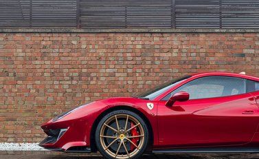 Ferrari 488 Pista 30