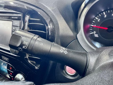 Nissan Juke 1.2 DIG-T N-Connecta Euro 6 (s/s) 5dr 22