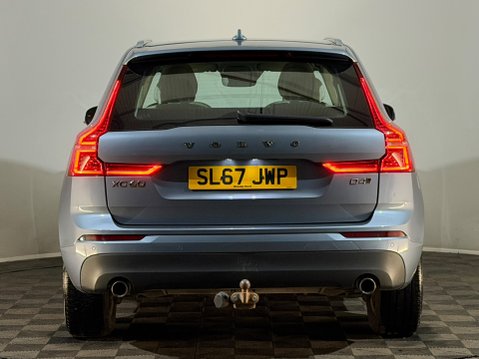 Volvo XC60 D4 MOMENTUM AWD 7