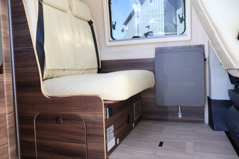 Fiat Ducato Laika 646 ECOVIP 180 BHP Auto huge factory upgrades cost new £98K    61