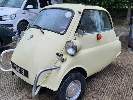 Distinguished Gentlemans Drive 2025 27