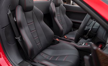 Ferrari 458 Spider 14