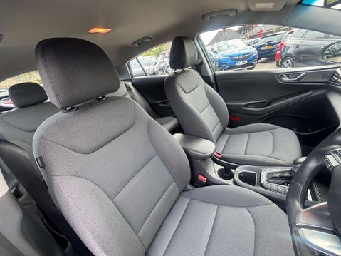 Hyundai IONIQ 1.6 h-GDi Premium Hatchback 5dr Petrol Hybrid DCT Euro 6 (s/s) (141 ps) 51