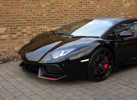 Lamborghini Aventador LP 700-4 Pirelli Edition 5