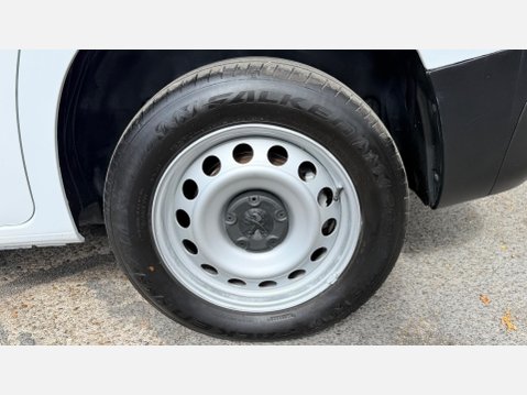 Peugeot Partner BLUEHDI PROFESSIONAL PREMIUM L1 16