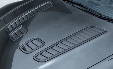 Aston Martin V12 Vantage S ROADSTER 33