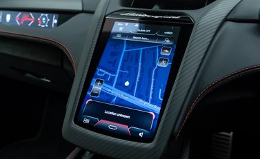 Lamborghini Revuelto 21