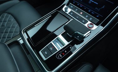 Audi SQ7 BLACK EDITION 26