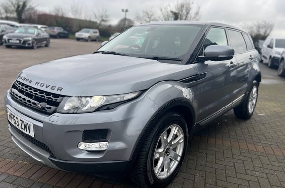 Land Rover Range Rover Evoque 2.2 SD4 PURE TECH AUTO 11