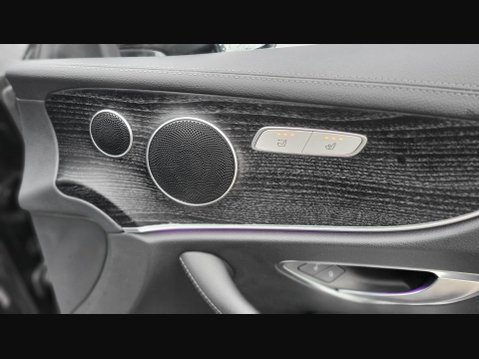 Mercedes-Benz E Class E 300 AMG LINE 27