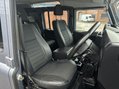 Land Rover Defender 110 TDI XS UTILITY WAGON DCB AIR CON 17