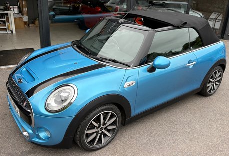 Mini Convertible Cooper S 2.0 Petrol Manual Chili Media - SAT NAV + HEATED SEATS + VIS PACK 13