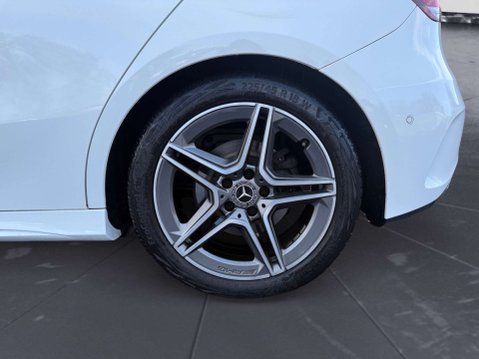 Mercedes-Benz A Class 1.3 A 200 AMG Line Premium+ Auto 5dr 14